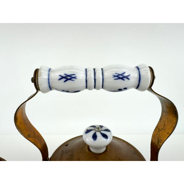 English Antique Style Copper Tea Kettle With Blue & White Porcelain Handle For Sale - Image 3 of 9