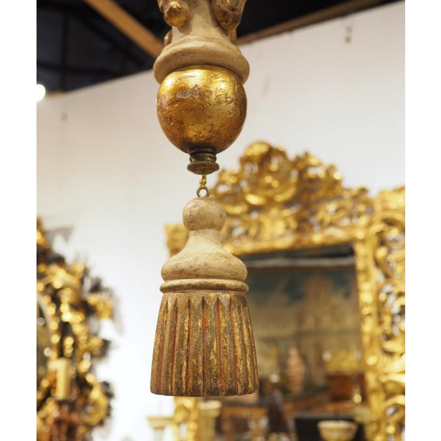 Italian Large Early 1900s Painted and Gilded Wooden Chandelier From Italy, 72.5 X 49 In For Sale - Image 3 of 18