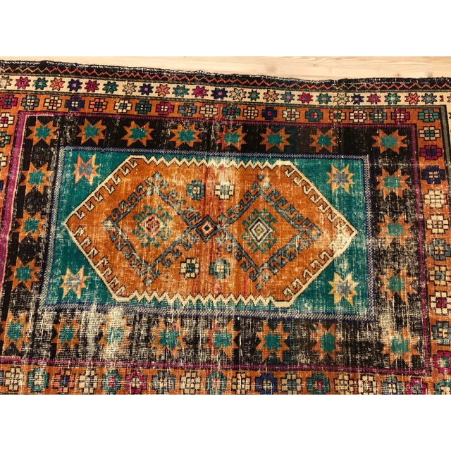 Bohemian Vintage Floor Vintage Rug- 4′7″ × 6′11″ For Sale - Image 9 of 11