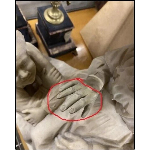 Early 20th Century E Battiglia La Favola Della Nonna Alabaster Italian Sculpture Tale of Grandma For Sale - Image 11 of 13