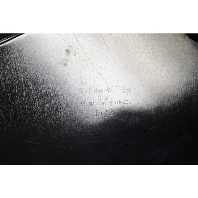 Vintage International Silver Co Large Round Silver Plated Footed Serving Tray For Sale - Image 14 of 15