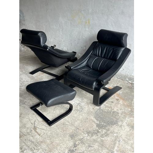 Kroken Lounge Chairs and Ottoman in Black Leather by Åke Fribytter for Nelo, 1970s, Set of 3 For Sale - Image 6 of 6