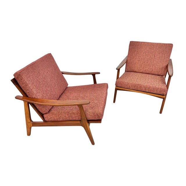 Mid-Century Modern Mid-Century Modern Walnut Arm Chairs - Set of 2 - Refinished! For Sale - Image 3 of 8