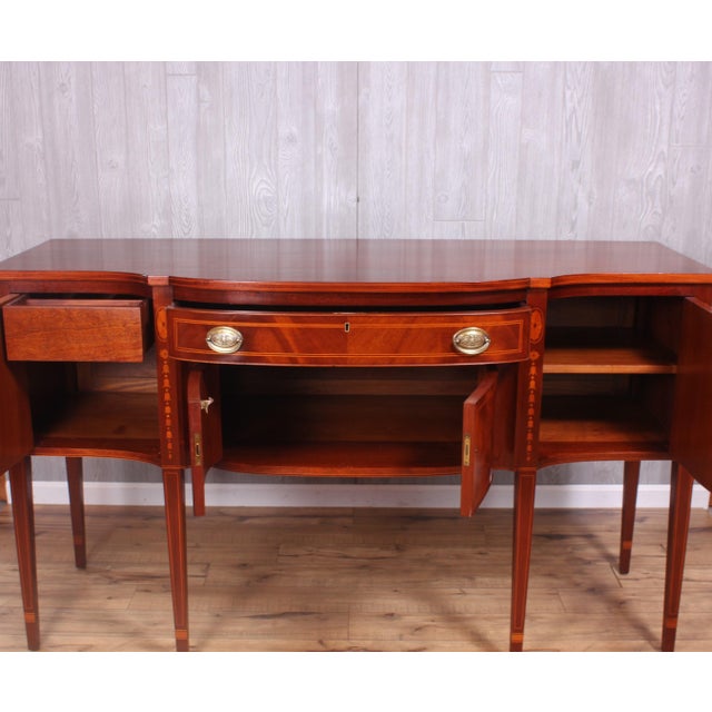 20th Century Federal Style Mahogany Sideboard By Biggs Furniture Chairish