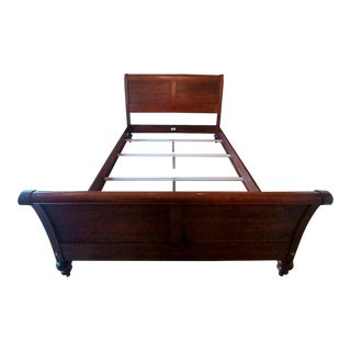 Ethan Allen British Classics Queen Size Sleigh Bed For Sale