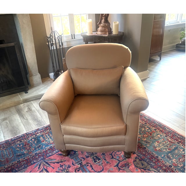 Traditional Pair of Designer Lounge Chairs Newly Upholstered in Holland & Sherry Polished Wool For Sale - Image 3 of 9