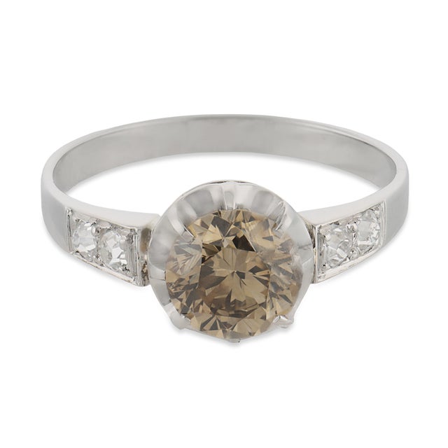 Art Deco 1930s French Art Deco 1.31 Carat Fancy Brown Diamond Platinum Engagement Ring, Size 7.75 For Sale - Image 3 of 6