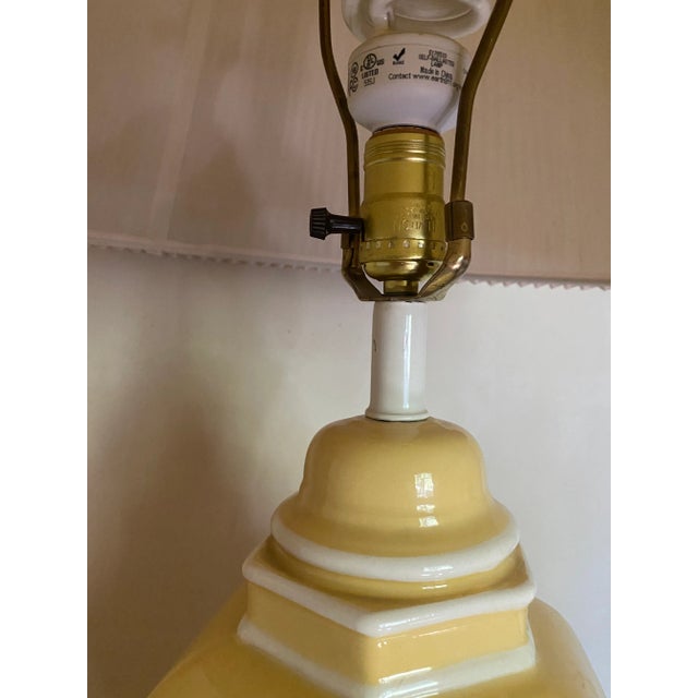 Leviton Vintage Italian Style Yellow Leviton Lamp For Sale - Image 4 of 6