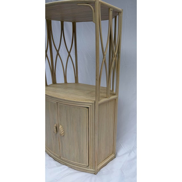 1980s Vintage Mid-Century Pencil Reed & Rattan Corner Entertainment Cabinet / Hutch For Sale - Image 5 of 8