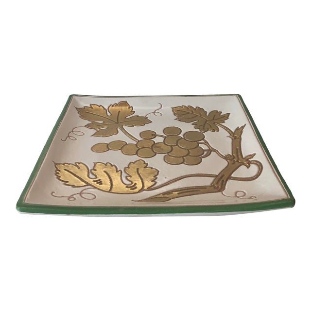 Italian Neiman Marcus Gold Grape Kelly Green Border Decorative Plate For Sale