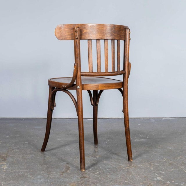 : 1940's Warm Oak Classic Bentwood Dining Chair - Various Quantities Available. Good quality batch of classic bentwood...