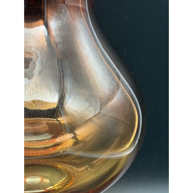 Amberina-Style Blown Glass Vase from the 1960s, 1950s For Sale - Image 6 of 10