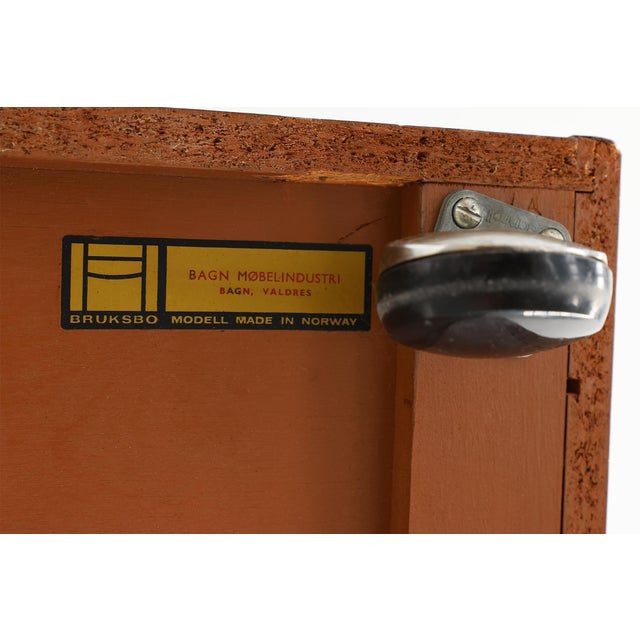 Mid-Century Magazine LP Caddy Rack by Rolf Hesland for Bruksbo, Norway, 1970s For Sale - Image 15 of 17