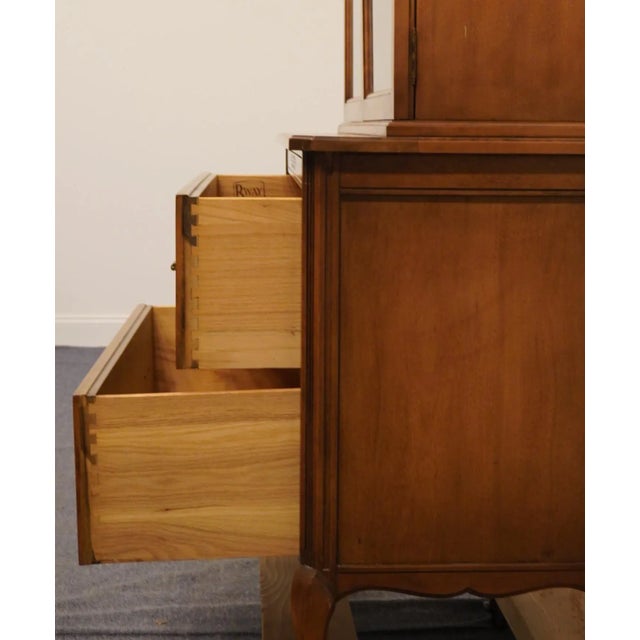 Rway Furniture Italian Neoclassical Tuscan Style 39" China