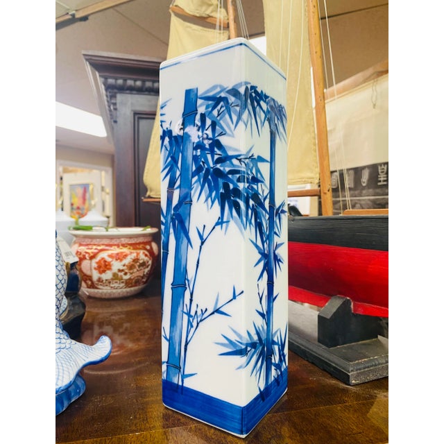 1970s 1970s Angular Chinese Vase For Sale - Image 5 of 5