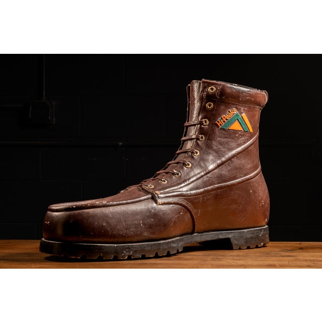 Mid 20th Century Oversized Chalkware Boot Trade Display for Red Wings "Hi-Peaks" For Sale - Image 5 of 8