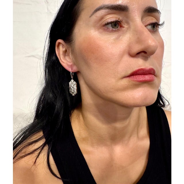 Vintage 3 Ct Round & Princess Shape Diamond Hanging Earring in Platinum For Sale - Image 9 of 18