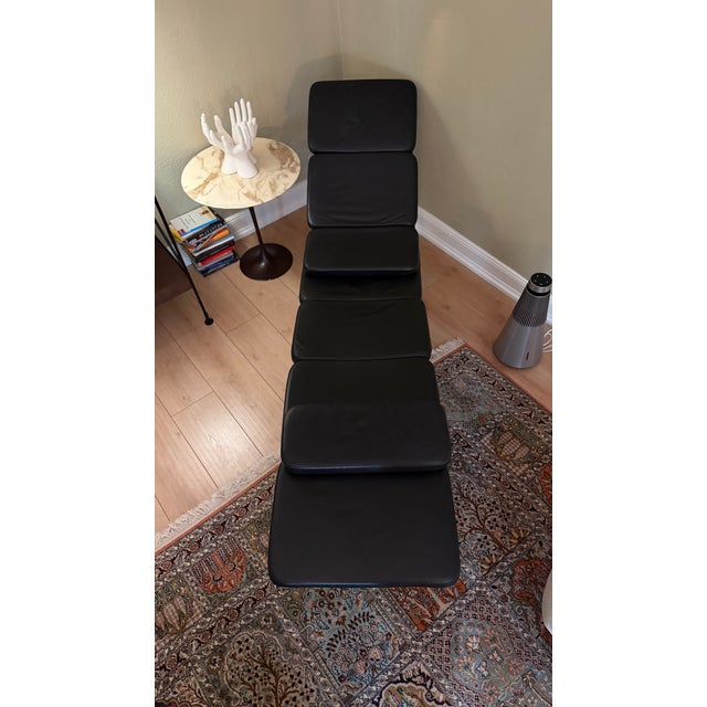ES 106 Soft Pad Chaise Lounge in Black Leather by Charles and Ray Eames for Vitra, 1990s For Sale - Image 13 of 16