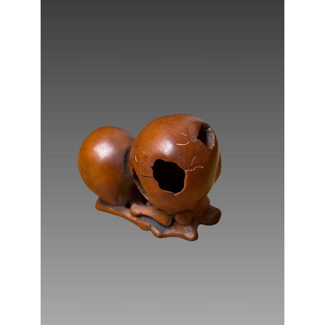 Asian Netsuke with skulls, Japan, Meiji era, 19th century For Sale - Image 3 of 7