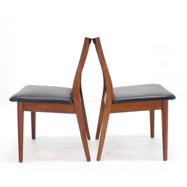 Mid-Century Modern Set 4 Danish Mid-Century Modern Oiled Walnut Cane Back Side Dining Chairs MINT! For Sale - Image 3 of 9