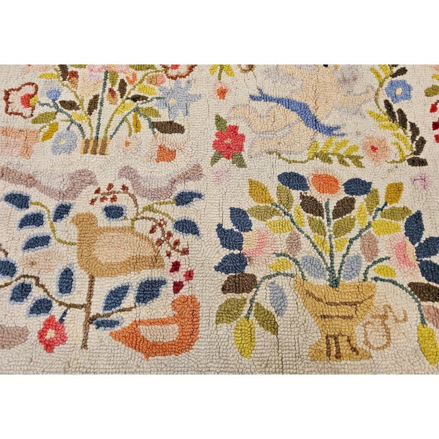 Off-white Vintage American Hand Hooked Rug, Handwoven Wool, Folk Art Pictorial Pattern, 2x4 For Sale - Image 8 of 10