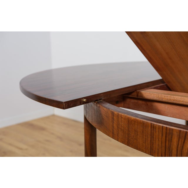 Mid-Century Round Rosewood Extendable Dining Table from McIntosh, United Kingdom, 1960s For Sale - Image 6 of 17