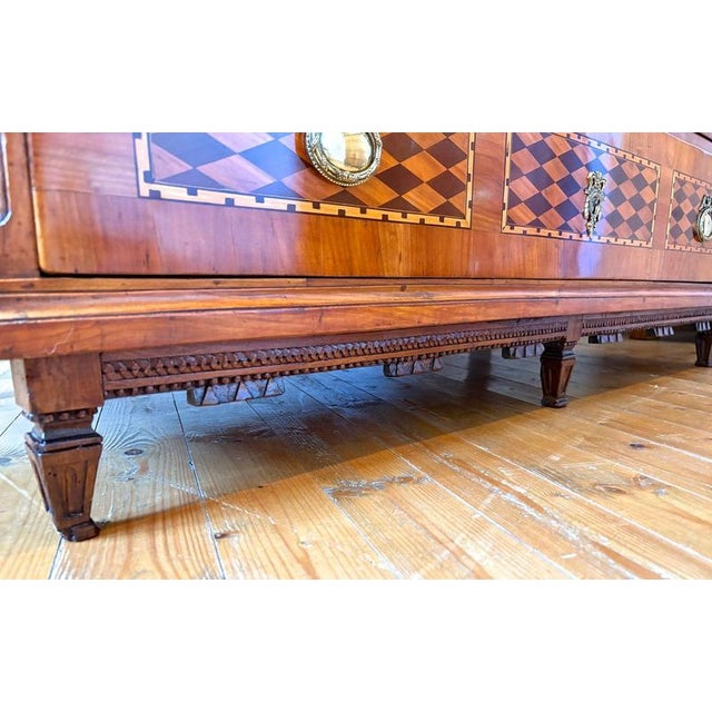 18th Century Inlaid and Carved Cherrywood Vitrine Buffet, 1790s, Set of 2 For Sale - Image 16 of 18