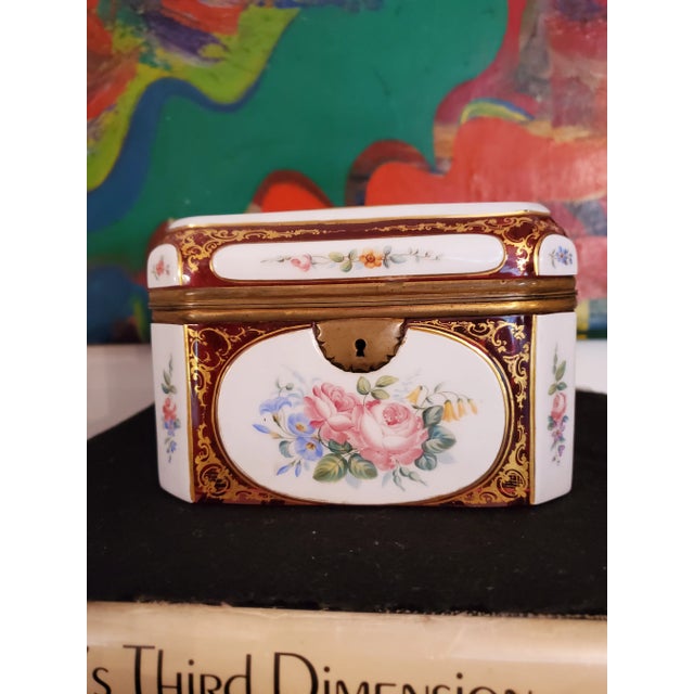 Mid 19th Century Antique Moser Bohemian Glass Ruby Overlay Jewel Box For Sale - Image 4 of 9