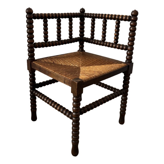 Vintage Corner Chair in Turned Wood with Straw Seat, 1940s For Sale