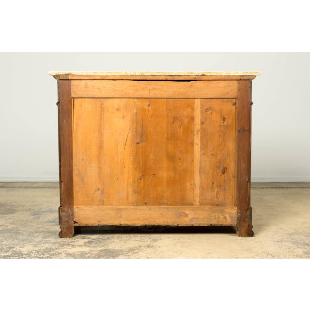 Mid-19th Century French Louis Philippe Walnut Commode With Carrara Marble Top For Sale - Image 18 of 18