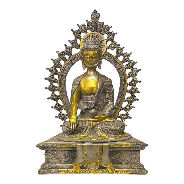 Vintage Chinese Distressed Pewter Copper Color Metal Sitting Shakyamuni Statue For Sale