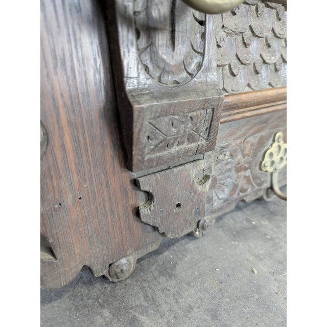Late 19th Century Renaissance Style Wall Shelf in Oak For Sale - Image 6 of 7
