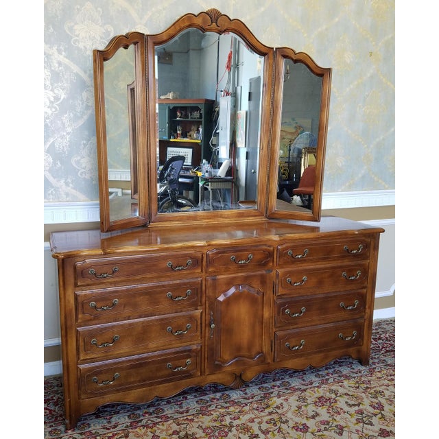 Ethan Allen French Country Bedroom Triple Dresser Tri Fold Mirror Chairish