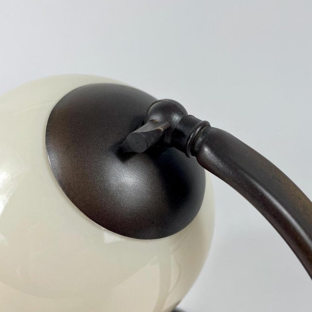Cream Vintage Art Deco German Table Lamp in Burnished Brass and Opaline Glass, 1930s For Sale - Image 8 of 17