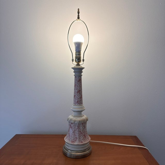 Vintage Mid-Century Tall Ceramic Pink Floral Toile Pattern Lamp W/ Gold Accents For Sale - Image 10 of 10