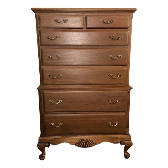 Circa 1940 Queen Anne–Style Mahogany Highboy Chest With 7 Dovetailed Drawers, Refinished For Sale