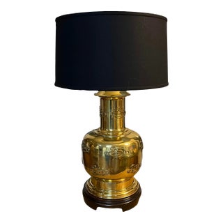 Vintage Mid 20th Century La Barge Hollywood Regency Chinoiserie Brass Table Lamp Without Shade For Sale