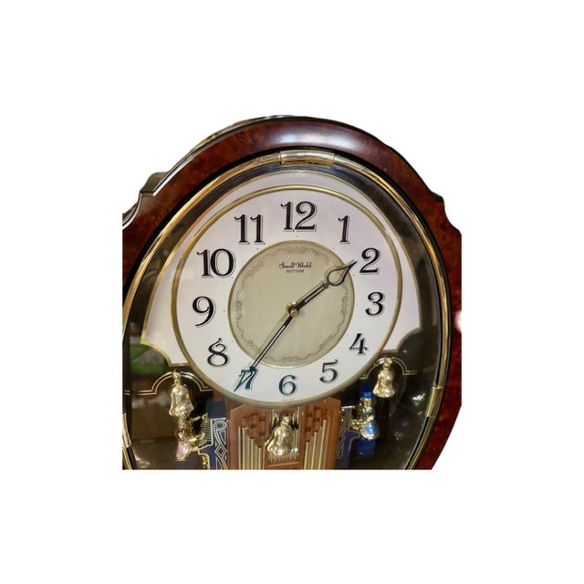 Wood Vintage c.1990's Small World Rhythm Musical Motion Clock Model 4mh749 For Sale - Image 7 of 14