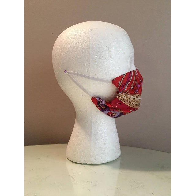 2000 - 2009 Hermes Vintage Handmade Donner La Main Silk Scarf Surgical Face Mask For Sale - Image 5 of 7