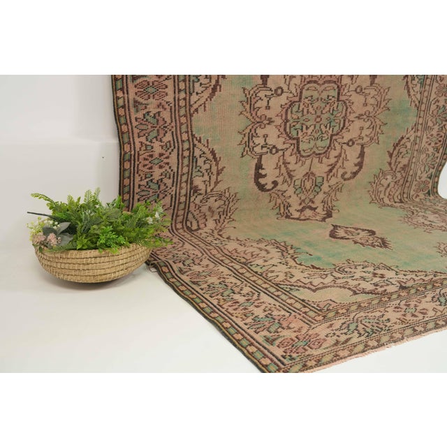 Turkish 1970s Vintage Turkish Handmade Wool Cotton Green Area Rug For Sale - Image 3 of 13