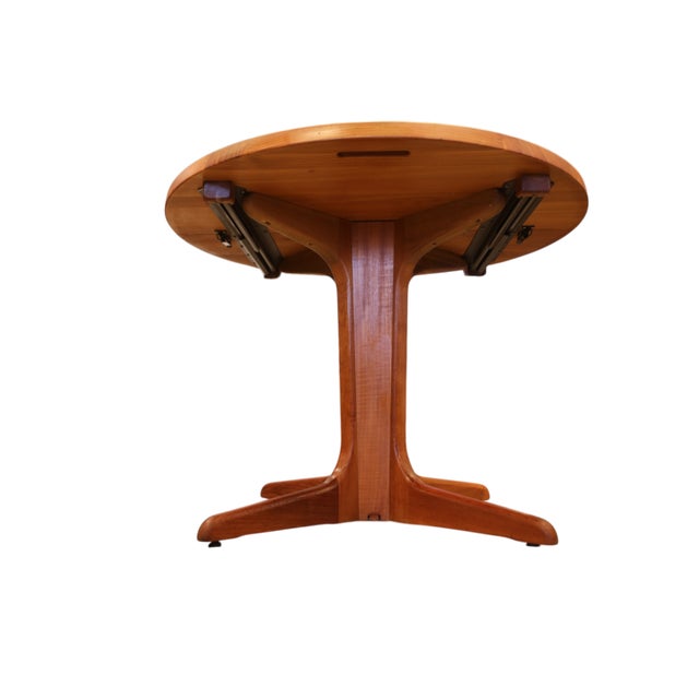 1970s Danish Round Dining Table in Teak with Double Extension Leaves, 1960s For Sale - Image 5 of 18