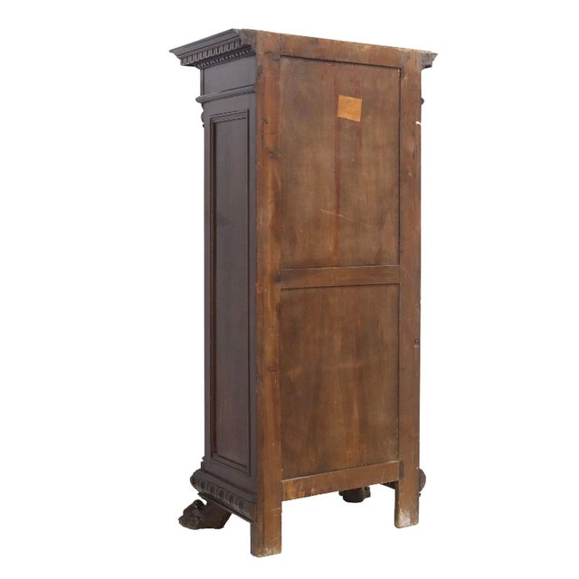 Early 20th Century Early 20th Century Italian Renaissance Revival Carved Walnut Bookcase For Sale - Image 5 of 11