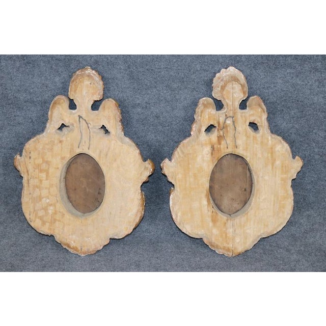 Baroque Pair Antique Carved and Gilded Wood Wall Reliquary Plaque With Angel Crests For Sale - Image 3 of 10