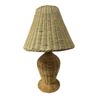 Vintage Mid-Century Modern Wicker Table Lamp For Sale