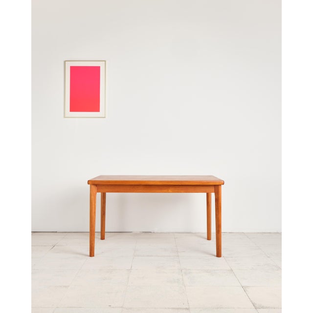 1960s Mid-Century Danish Extendable Dining Table in Teak by Henning Kjaernulf for Vejle Stole & Møbelfabrik, 1960s For Sale - Image 5 of 18
