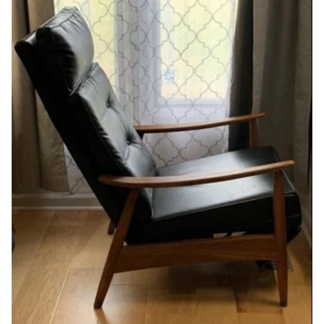 Wood MCM Walnut Recliner - Milo Baughman for James, Inc. - 1967 For Sale - Image 7 of 10