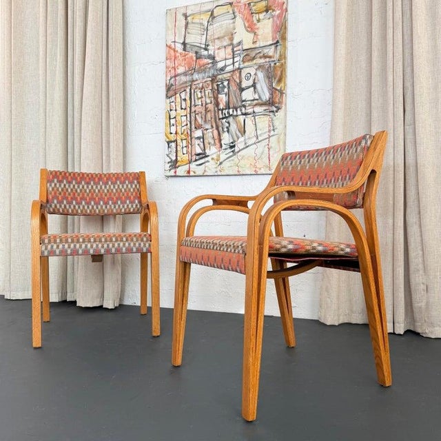Pair of Mid Century Modern Bentwood Outline Armchairs For Sale In New York - Image 6 of 10