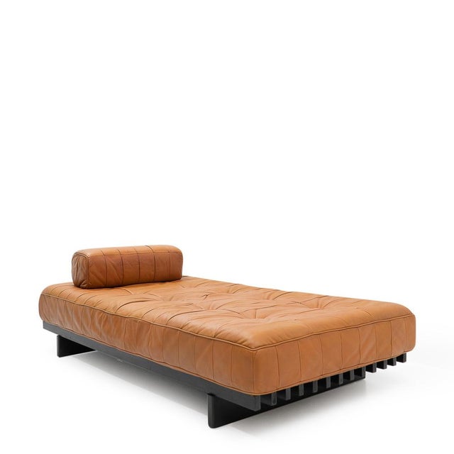 Vintage Swiss DS-80 Daybed from de Sede, 1970, in Very Good conditions. Designed 1970 to 1979 I have official proof of...