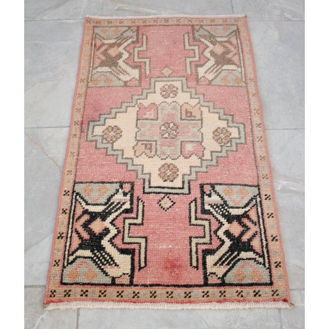 1970s Small Rug, Entryway Rug, Bath Mat, Kitchen Decor, Turkish Rug, Doormat 1'7" X 2'9" For Sale - Image 12 of 12