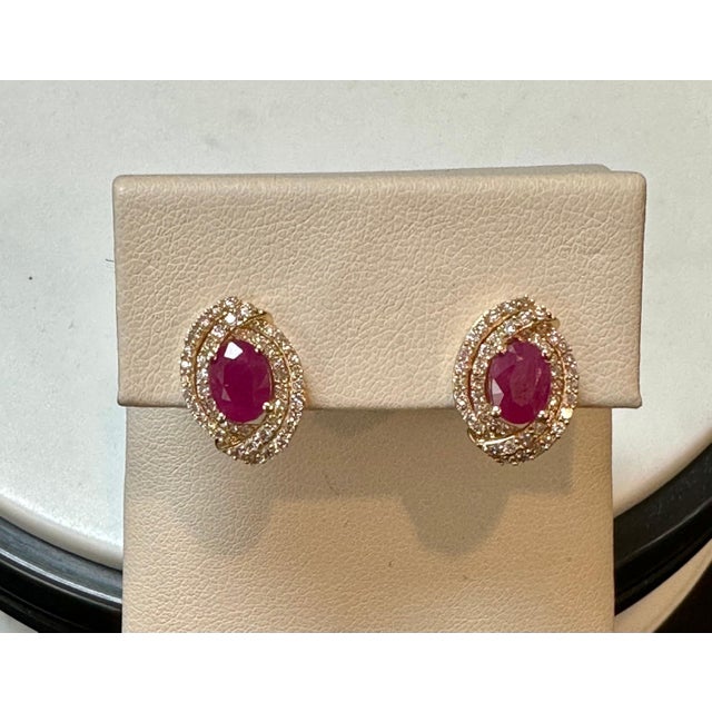 3.5 Carat Oval Natural Ruby & 1.2 Ct Diamond Stud Earrings 14 Karat Yellow Gold For Sale - Image 10 of 18